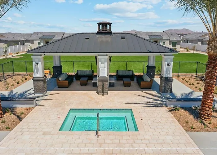 Radiance Reverie In With Pool,bbq